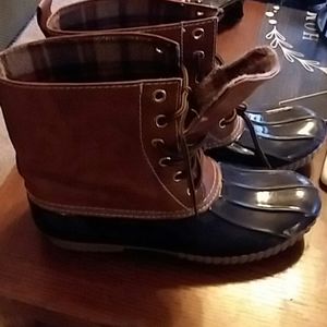 Yoki duck boots